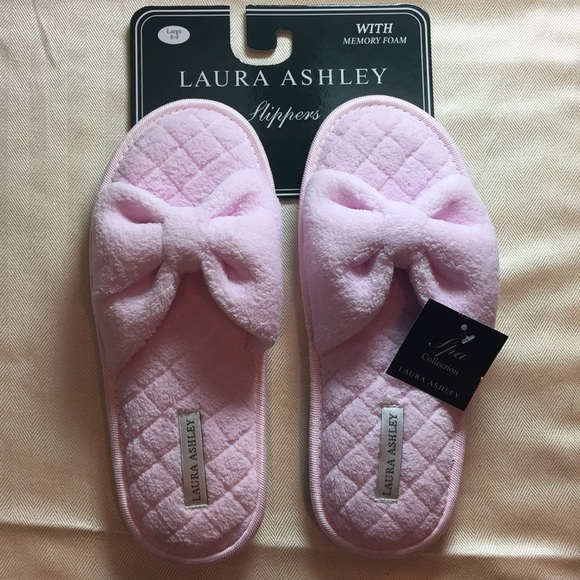 Laura Ashley Shoes - Laura Ashley Quilted Pink Spa Slippers.1882
